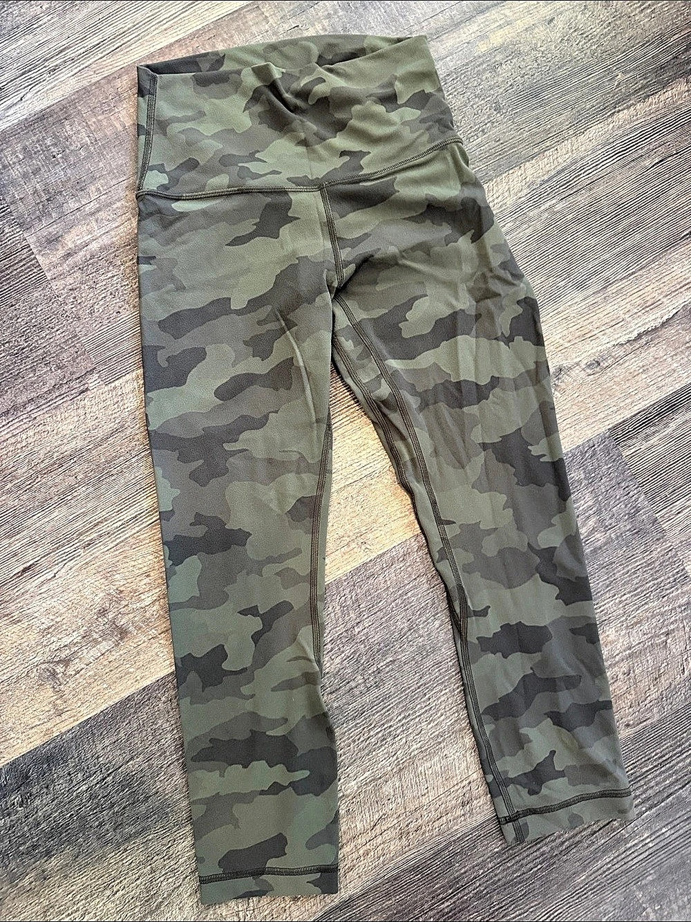 lululemon Align Pant Camo Athletic Leggings Size 4